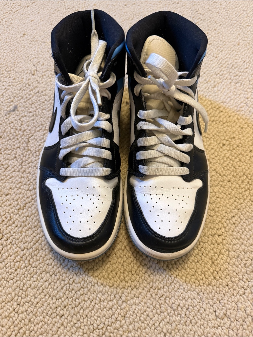 Jordan High-Top Sneakers White Black Light Blue - Picture 4 of 5